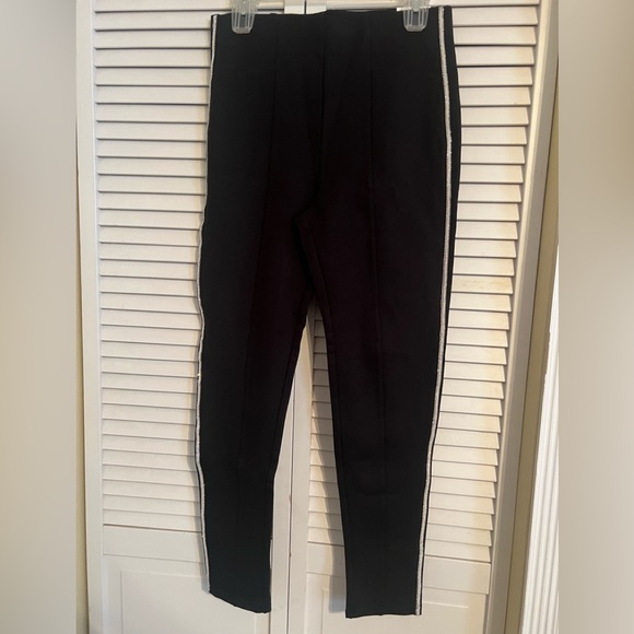 Zara Fashion Leggings - Picture 2 of 3